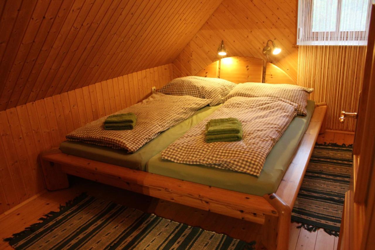 Ferienwohnung Zum Alten Forsthaus Messern Luaran gambar